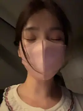 gougou13 Webcam Show