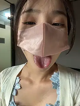 gougou13 Show Webcam