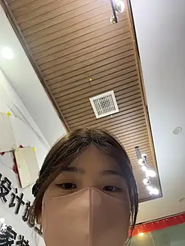 gougou13 网络视讯表演