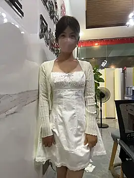 gougou13's Webcam Show