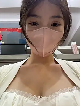 gougou13 Show Webcam