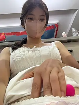 gougou13's Webcam Show
