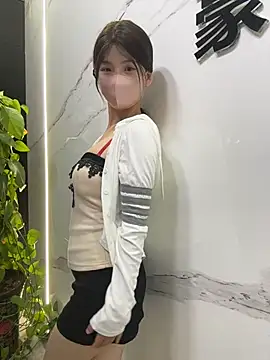 gougou13 网络视讯表演