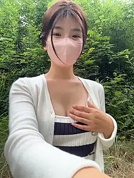 gougou13 网络视讯表演