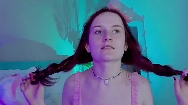 L1ittle_kitty_ élő XXX-chatje