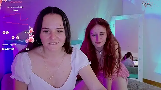 Вебкам-шоу L1ittle_kitty_