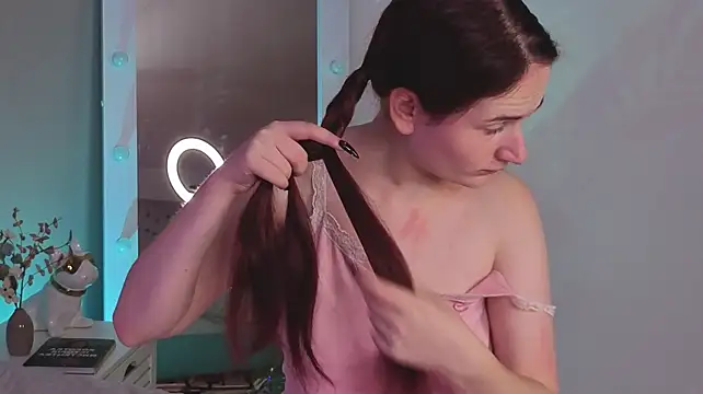 L1ittle_kitty_ – Kamerová šou
