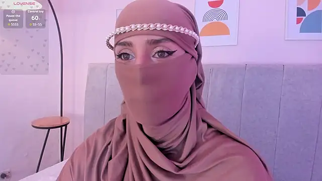 rawiya's Webcam Show