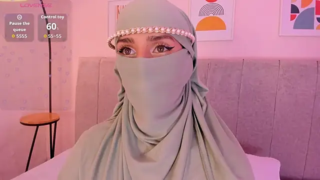 rawiya's Webcam Show