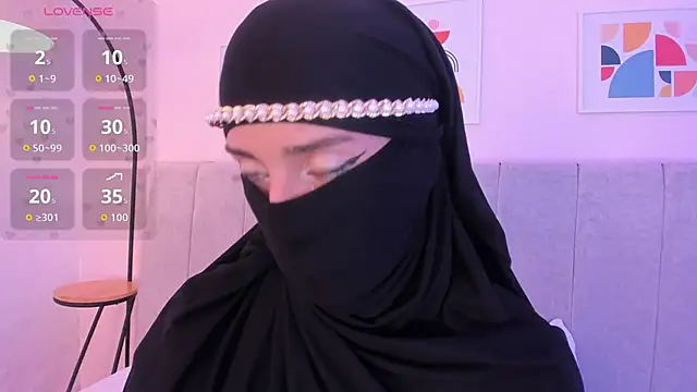 rawiya's Webcam Show