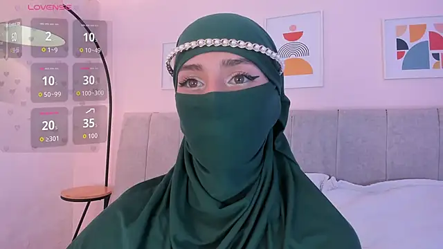 rawiya's Webcam Show