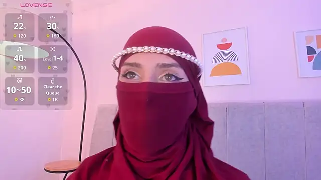 rawiya's Webcam Show