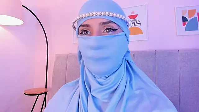 הופעת וובקאם של rawiya