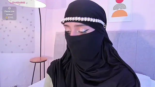 rawiya's Live XXX Chat