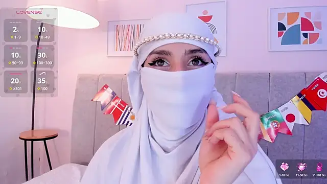 rawiya Adlı Modelin Canlı XXX Sohbeti
