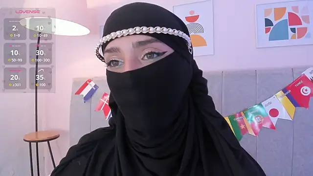 rawiya Adlı Modelin Web Kamerası Şovu