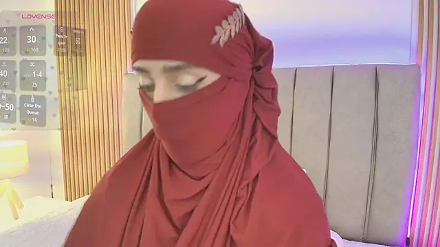 rawiya's Webcam Show