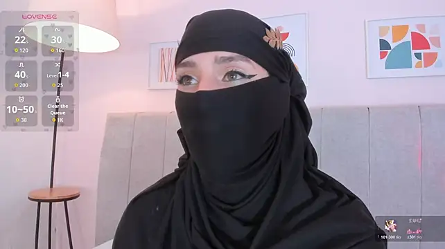 rawiya's Webcam Show