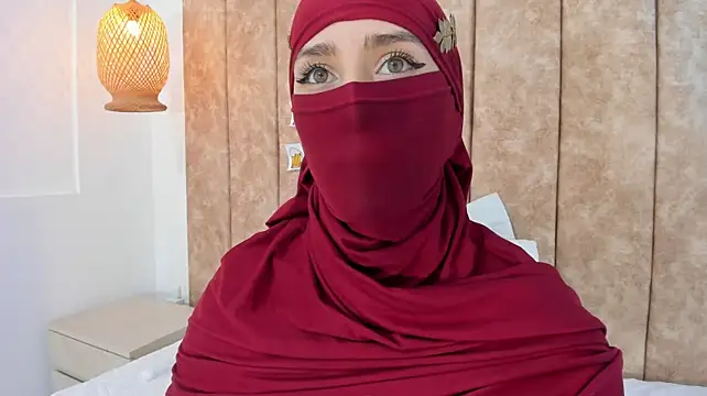הופעת וובקאם של rawiya