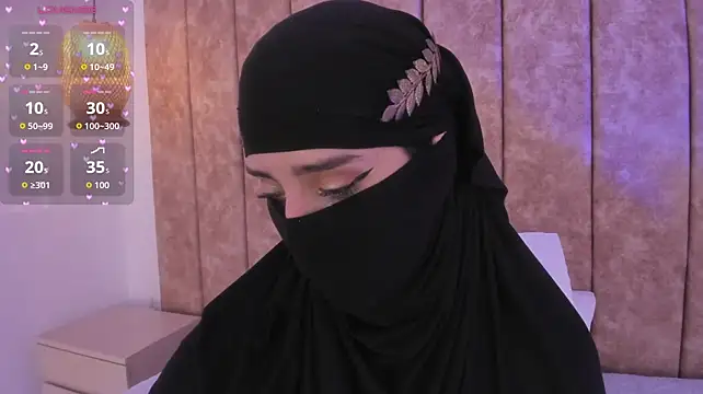 rawiya's Webcam Show