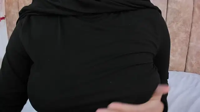 rawiya – webcam-show