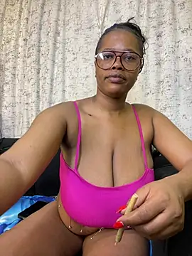 sexy_boobs97: απευθείας συνομιλία ΧΧΧ