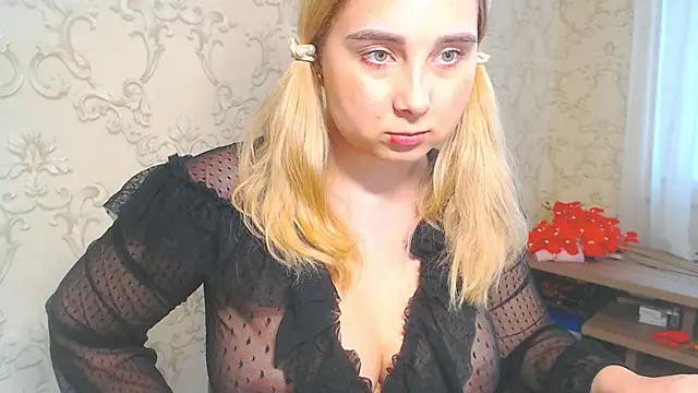 DolphinDreams Adlı Modelin Canlı XXX Sohbeti