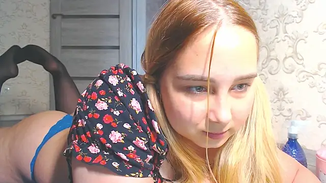 DolphinDreams Adlı Modelin Canlı XXX Sohbeti