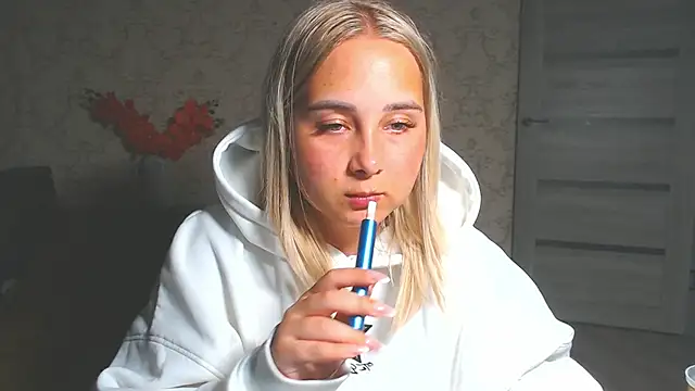 DolphinDreams Chat XXX live