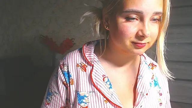 XXX chat uživo modela DolphinDreams