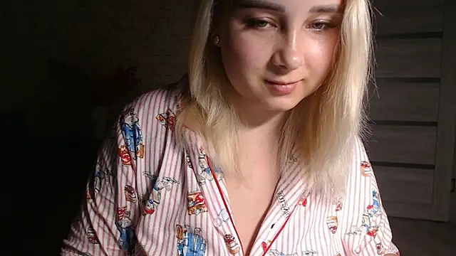 DolphinDreams' Live XXX Chat
