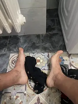 Lecatore80: διαδικτυακό σόου στην κάμερα