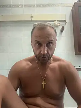 Lecatore80 Show in webcam