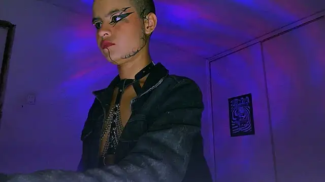 Show modela alex_one888 na web-kameri