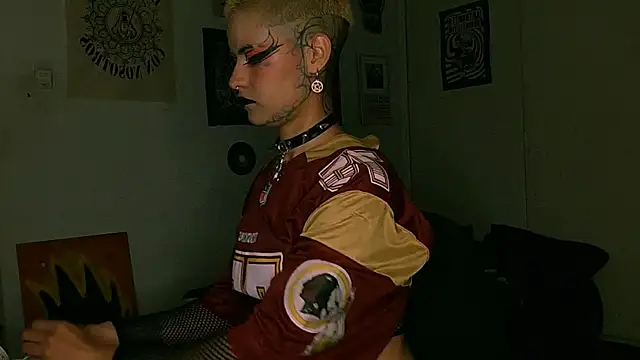 alex_one888: διαδικτυακό σόου στην κάμερα