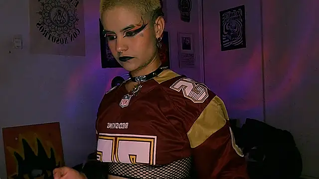 alex_one888: διαδικτυακό σόου στην κάμερα