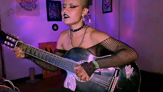Czat XXX na żywo – alex_one888