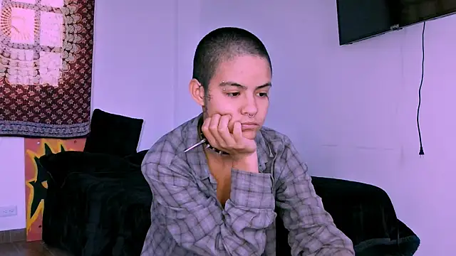 Chat soba uživo modela alex_one888