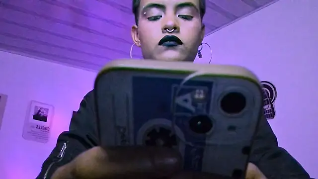 alex_one888's Live XXX Chat