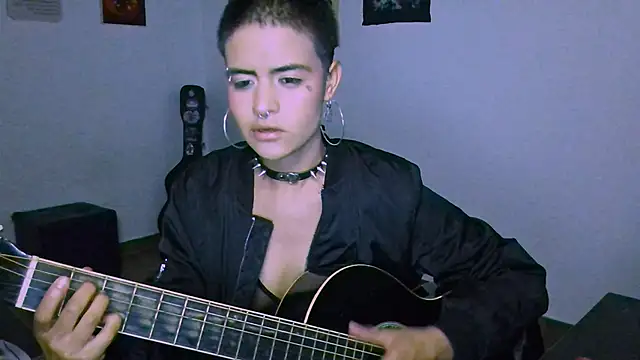 Czat XXX na żywo – alex_one888