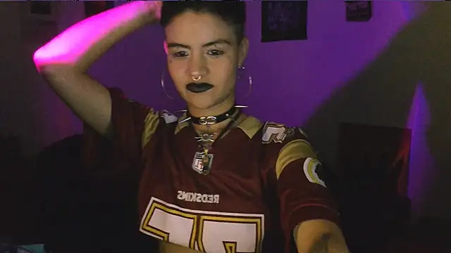 Czat XXX na żywo – alex_one888