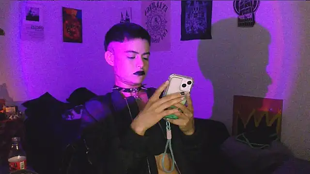 Chatroom XXX en direct de alex_one888