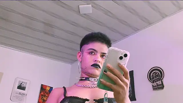 alex_one888's Live XXX Chat
