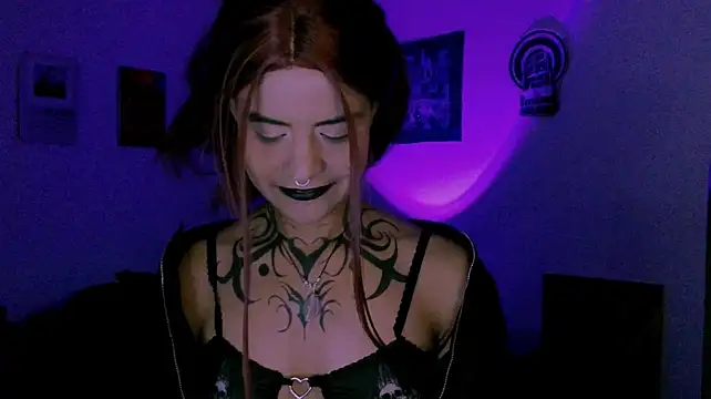alex_one888 Live XXX-Chat