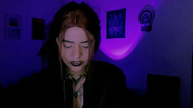 alex_one888 Chat XXX in diretta