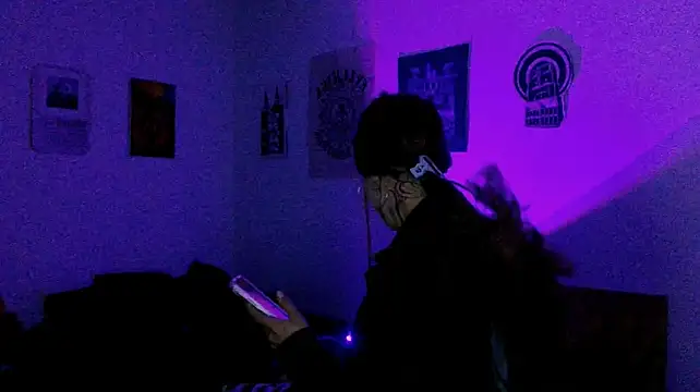 alex_one888 élő XXX-chatje