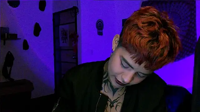 XXX chat uživo modela alex_one888