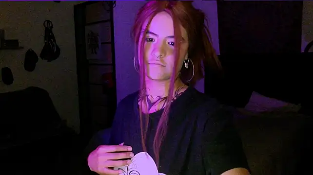 alex_one888 Show Webcam