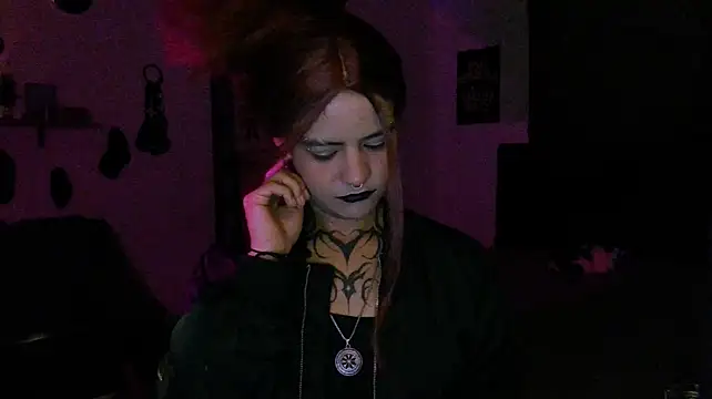 alex_one888 – webcam-show