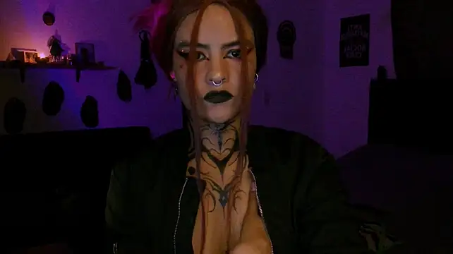 הופעת וובקאם של alex_one888